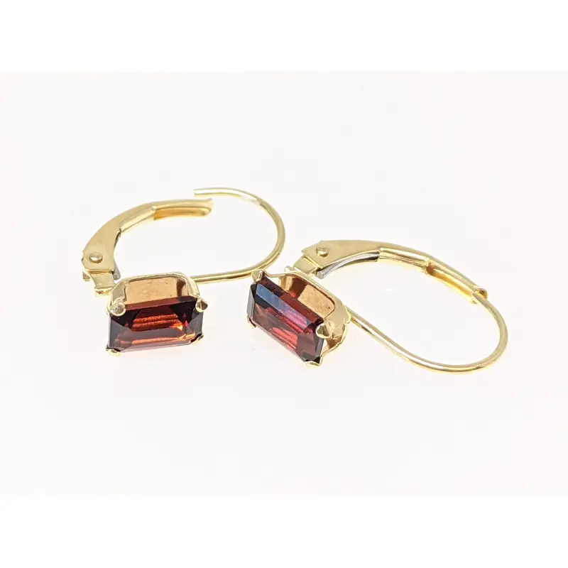 14k GARNET EMERALD CUT 4X6 LEVER BACK ESTATE EARRINGS 1.1 GRAMS