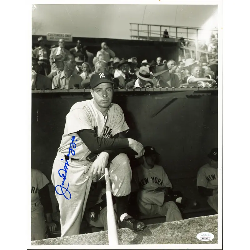 Yankees Joe DiMaggio Authentic Signed 11x14 Black & White Photo JSA #XX55545