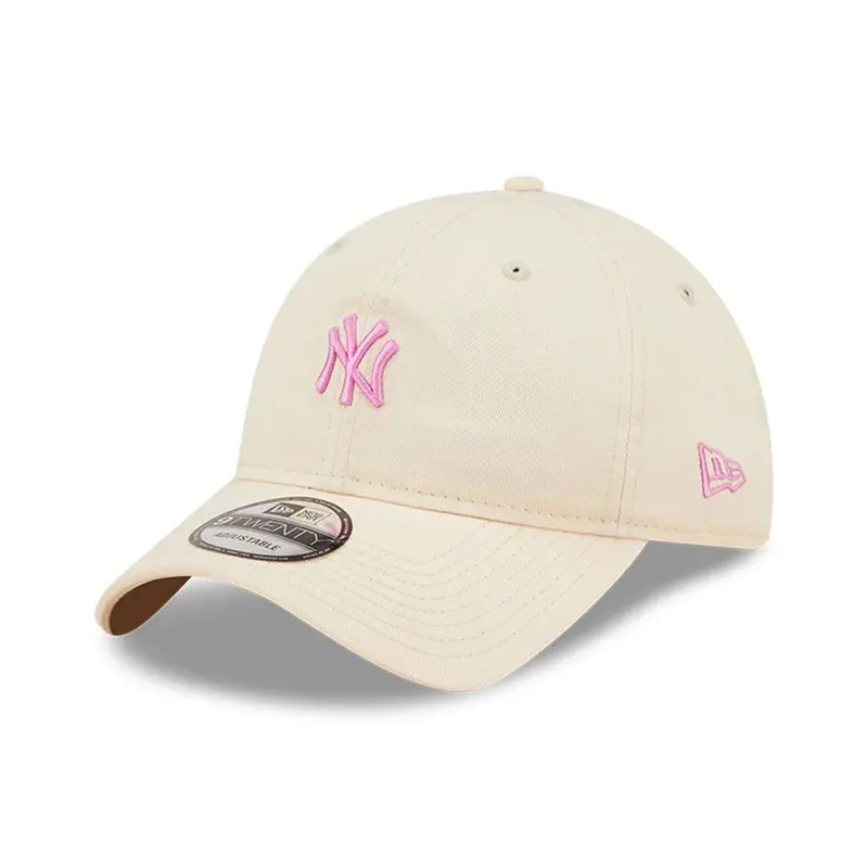 New York Yankees Mini Logo Cream 9TWENTY Adjustable Cap