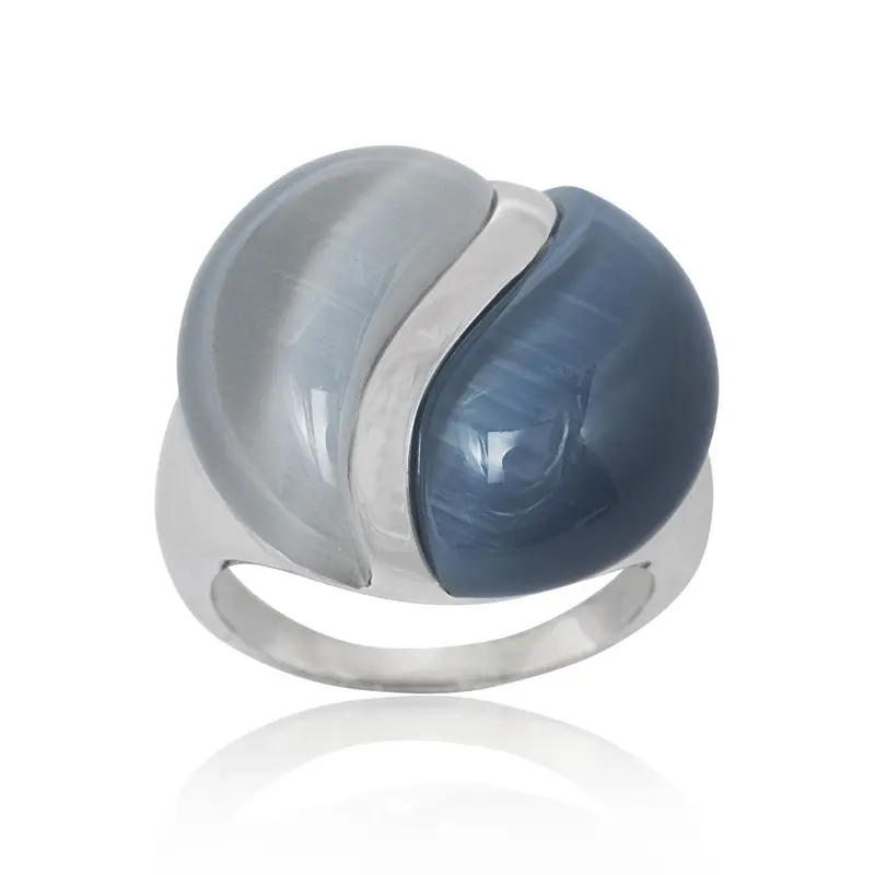 Sterling Silver Dark and Light Blue Cat?s Eye Ring