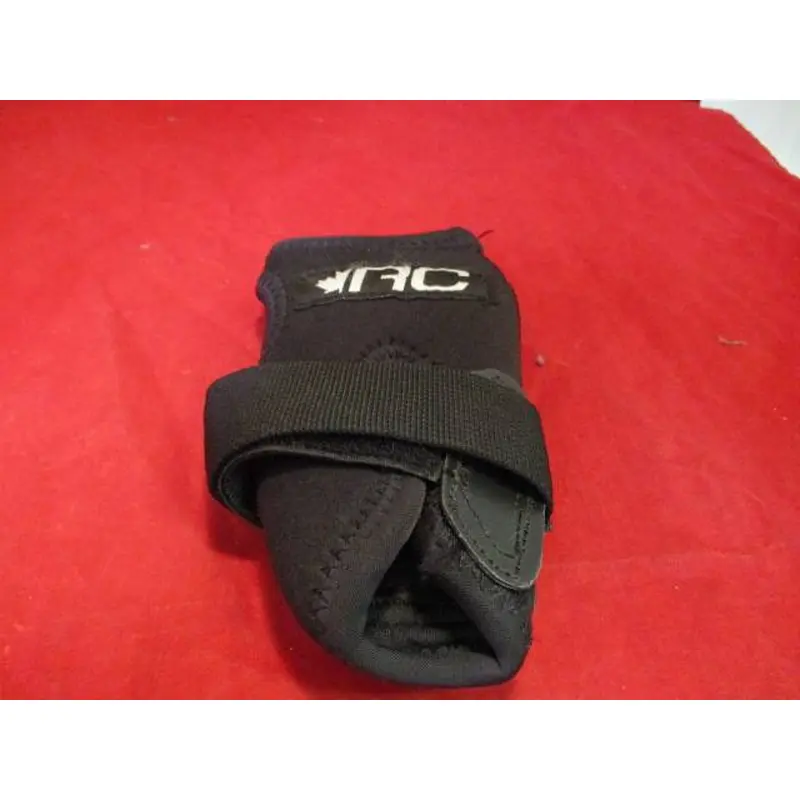 Used RC Wrist Brace Right Handed Size Large