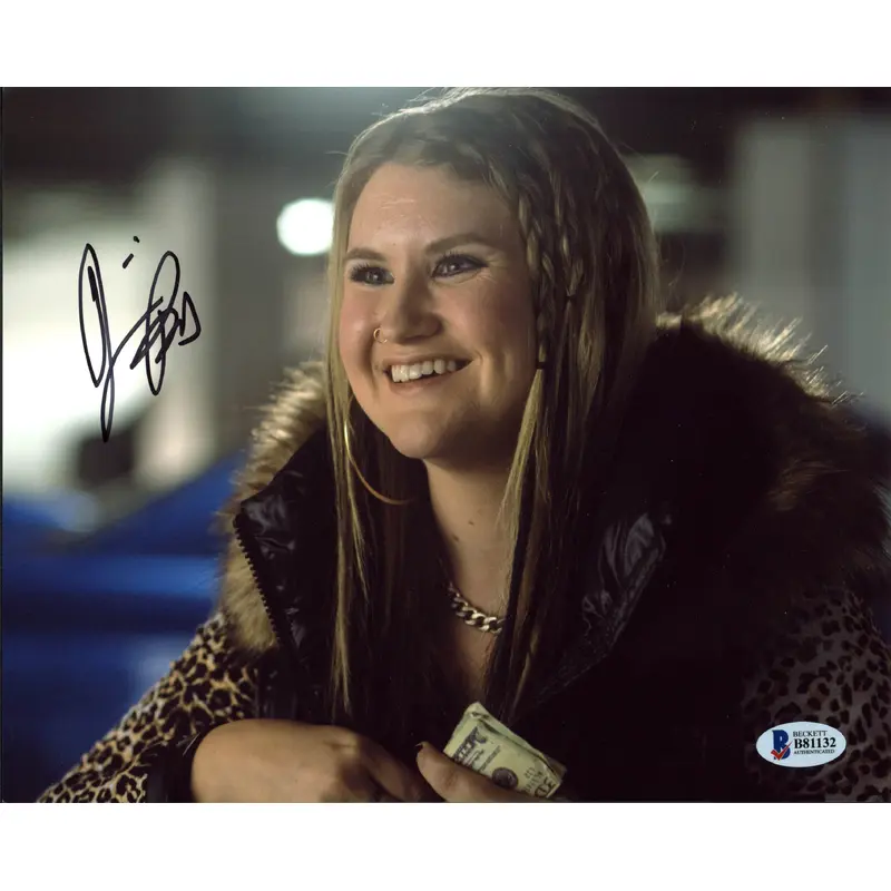 Jillian Bell Office Christmas Party Authentic Signed 8X10 Photo BAS #B81132