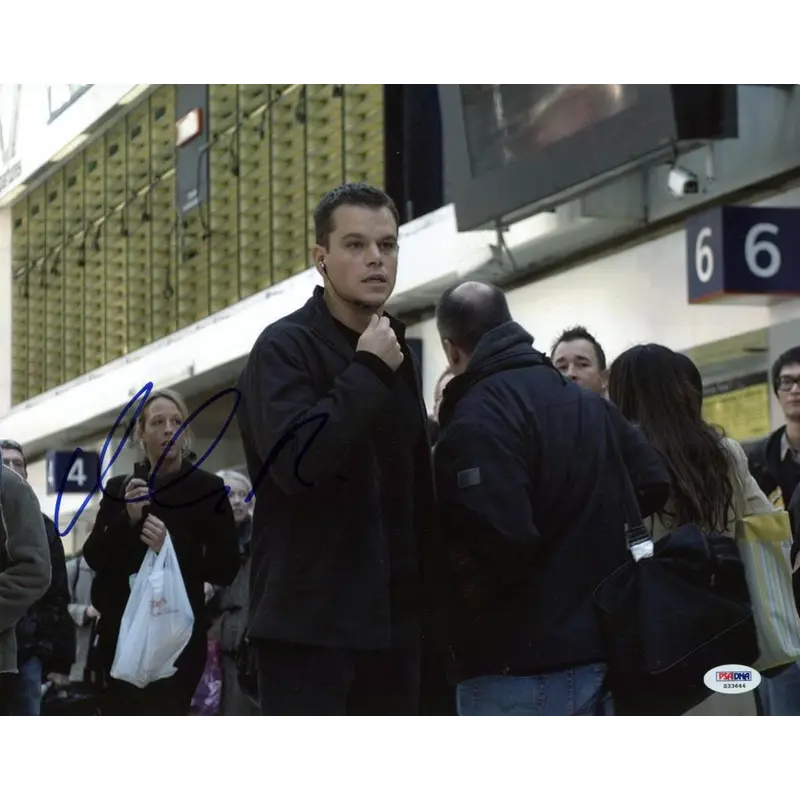 Matt Damon Bourne Identity Signed Authentic 11X14 Photo PSA/DNA #S33644