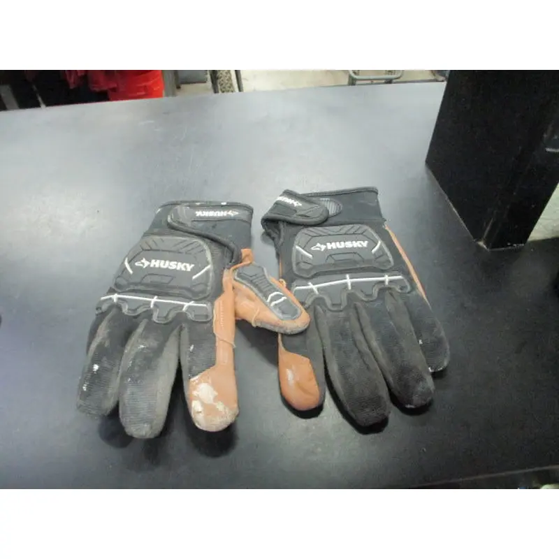 Used Husky Size Medium Gloves