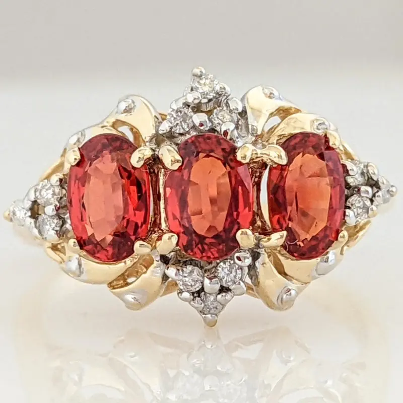 14K LAB CREATED SAPPHIRE ORANGE SAPPHIRE OVAL (3) WITH (12) MELEE ESTATE RING 3.8 GRAMS