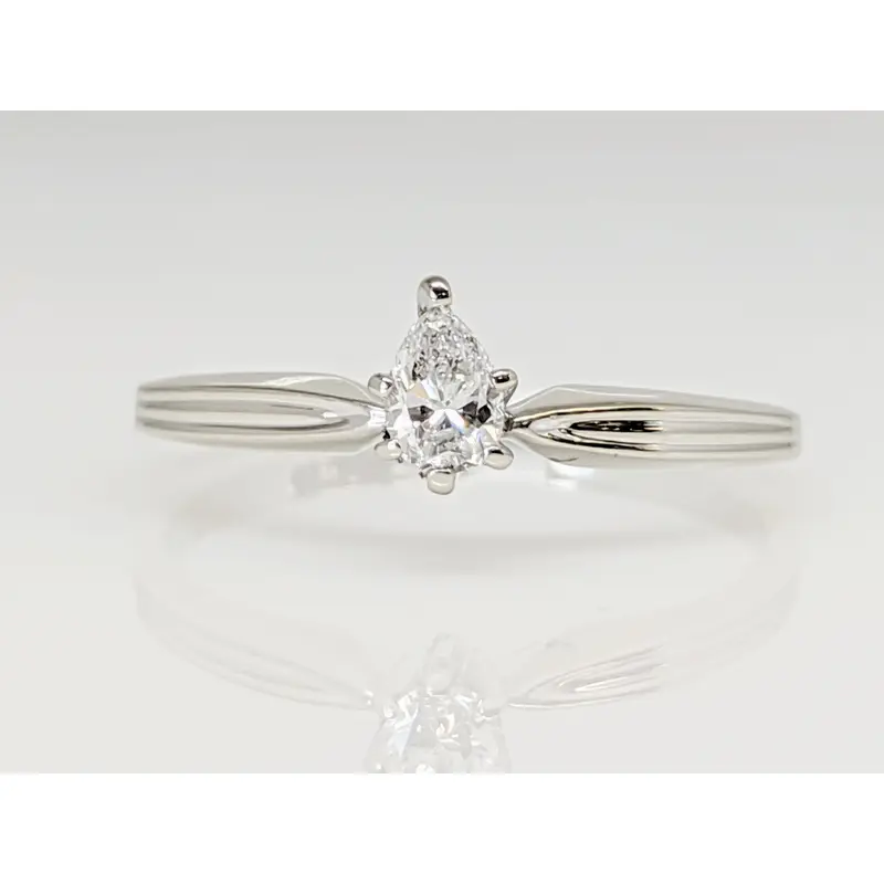 14K WHITE .20 CARAT TOTAL SI2 G DIAMOND PEAR SOLITAIRE ESTATE RING 1.7 GRAMS