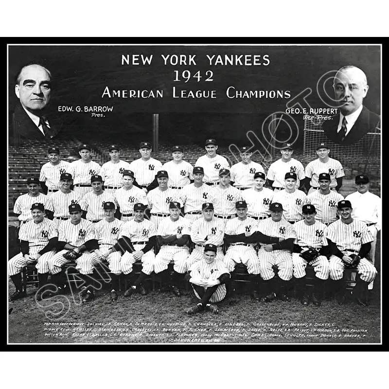 1942 New York Yankees 8X10 Photo - Rizzuto Dimaggio Dickey - 2158