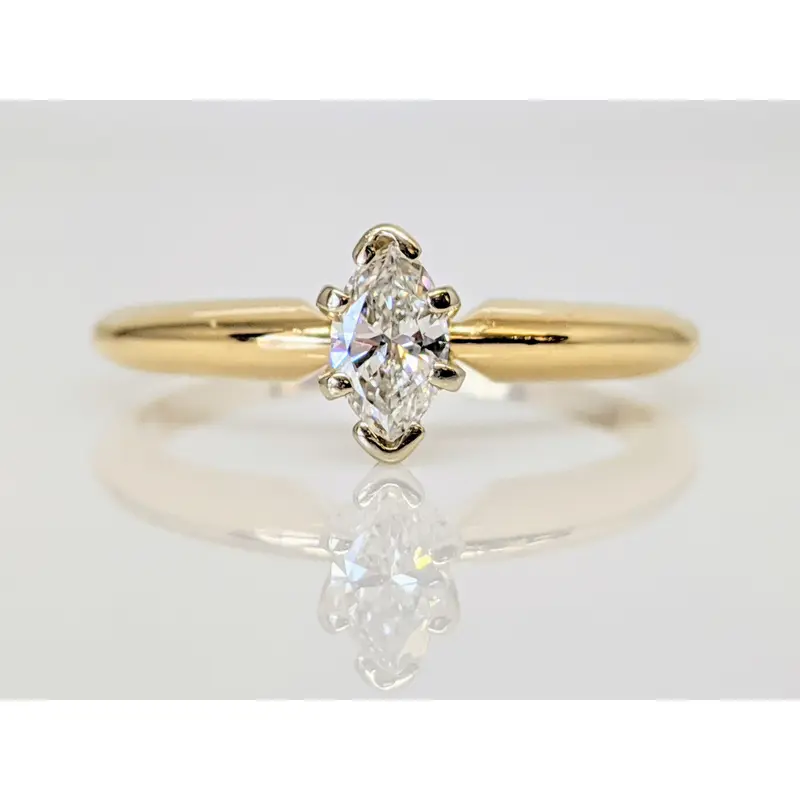14K .22 CARAT TOTAL WEIGHT SI1 J DIAMOND MARQUISE CUT SOLITAIRE ESTATE RING 2.4 GRAMS