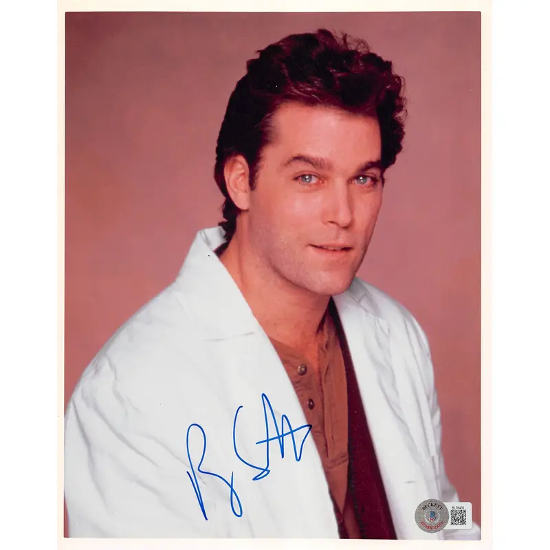 Ray Liotta Goodfellas Authentic Signed 8x10 Photo Autographed BAS #BL76431