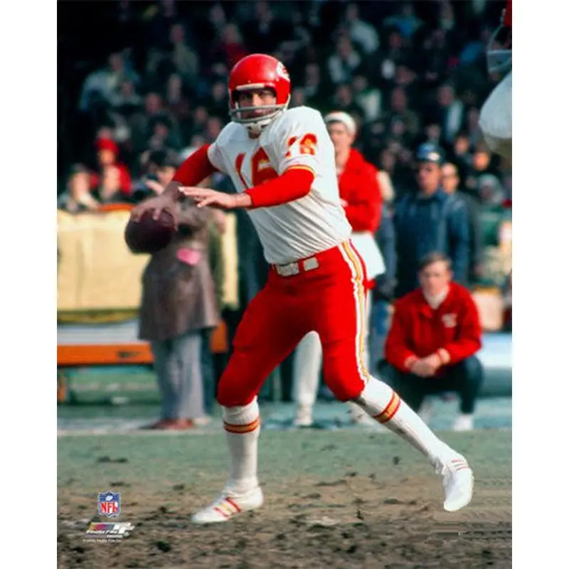 Len Dawson "Chiefs Classic" (c.1971) KC Chiefs Premium Poster Print - Photofile Inc.