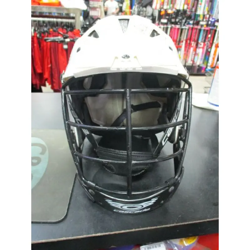 Used Cascade CPV-R Lacrosse Helmet S/M