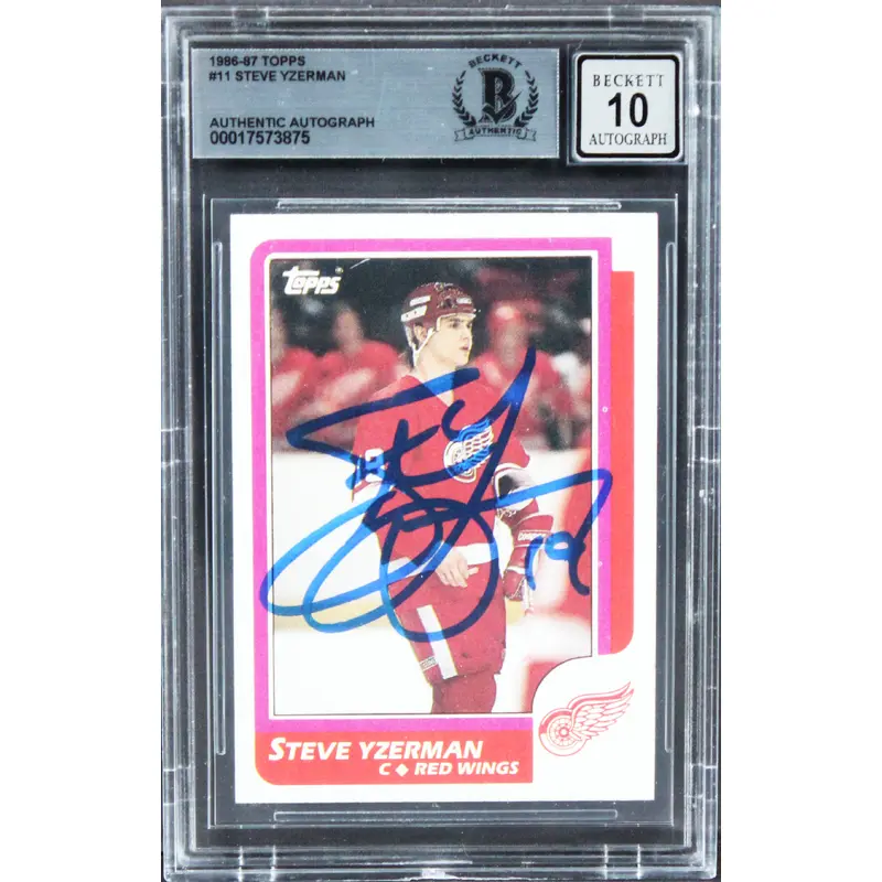 Red Wings Steve Yzerman Signed 1986 Topps #11 Card Auto 10! BAS Slabbed