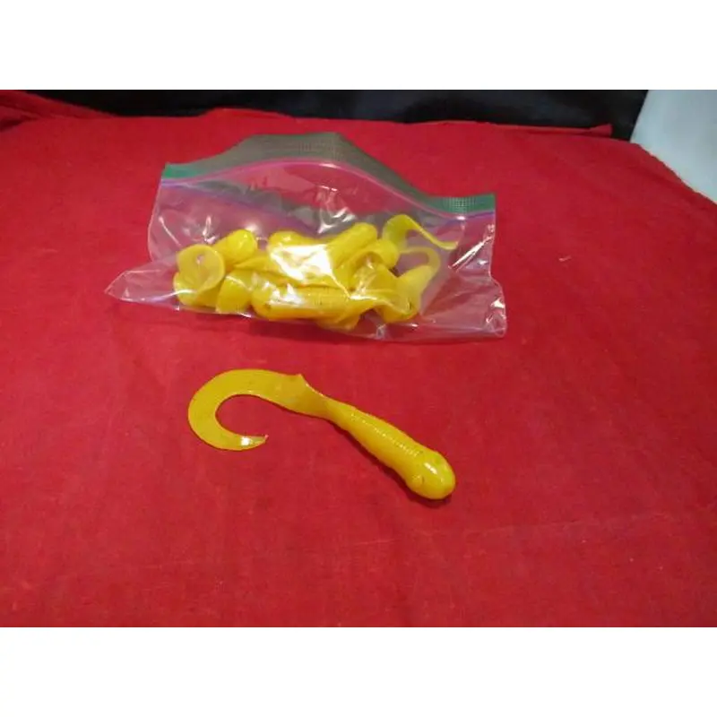 Yellow Lures 11 Count