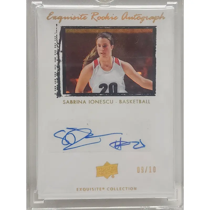 Sabrina Ionescu 2020 Upper Deck Exquisite Gold Rookie Auto #9/10