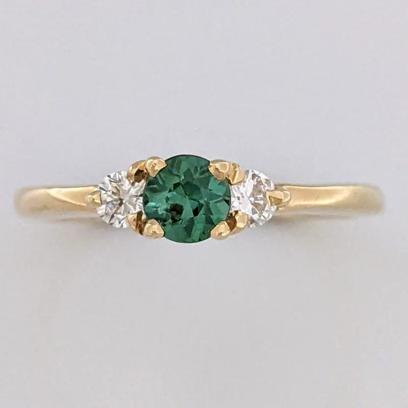 14K GREEN TOURMALINE ROUND 4MM WITH .18 DIAMOND TOTAL WEIGHT ESTATE RING 2.6 GRAMS