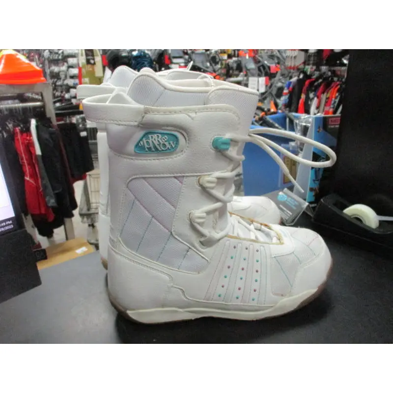 Used Morrow Womens Snowboard Boots Size 10