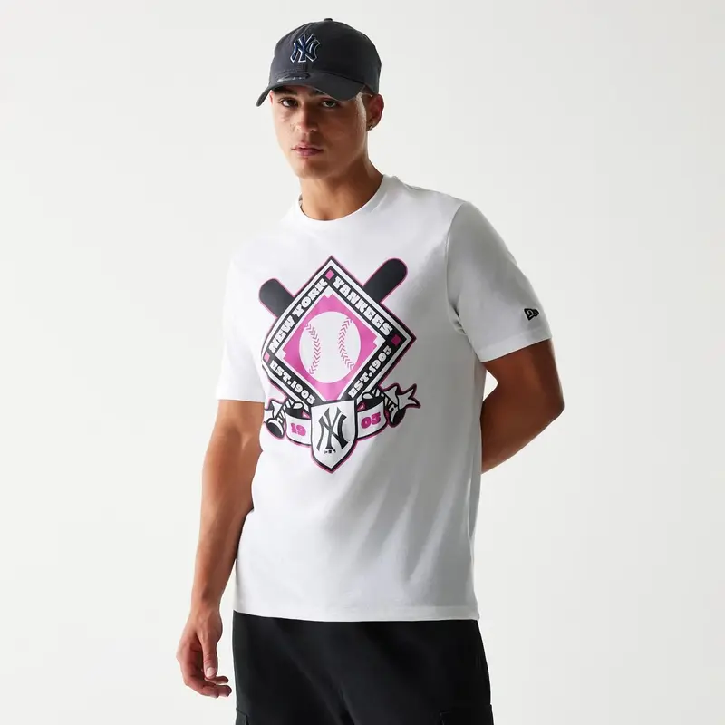 New York Yankees MLB Baseball Graphic White T-Shirt