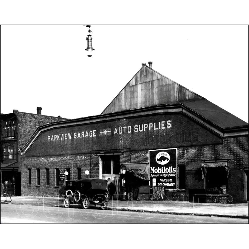 1920 Mobil Gas Station 8X10 Photo - 3030