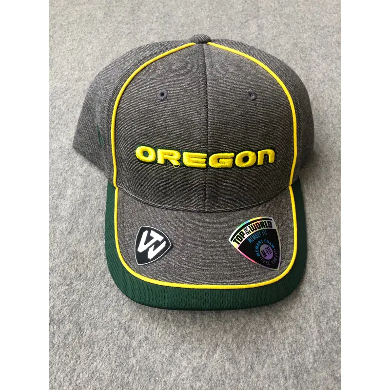 Gray Oregon Ducks Hat With Green Boarder