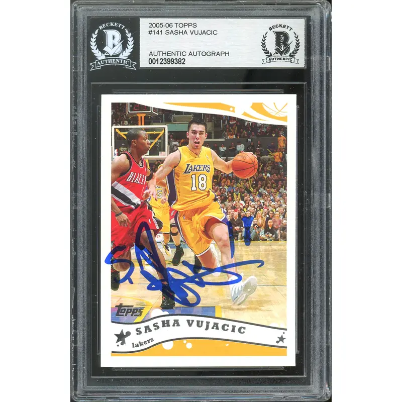Lakers Sasha Vujacic Authentic Signed 2005 Topps #141 Card BAS Slabbed